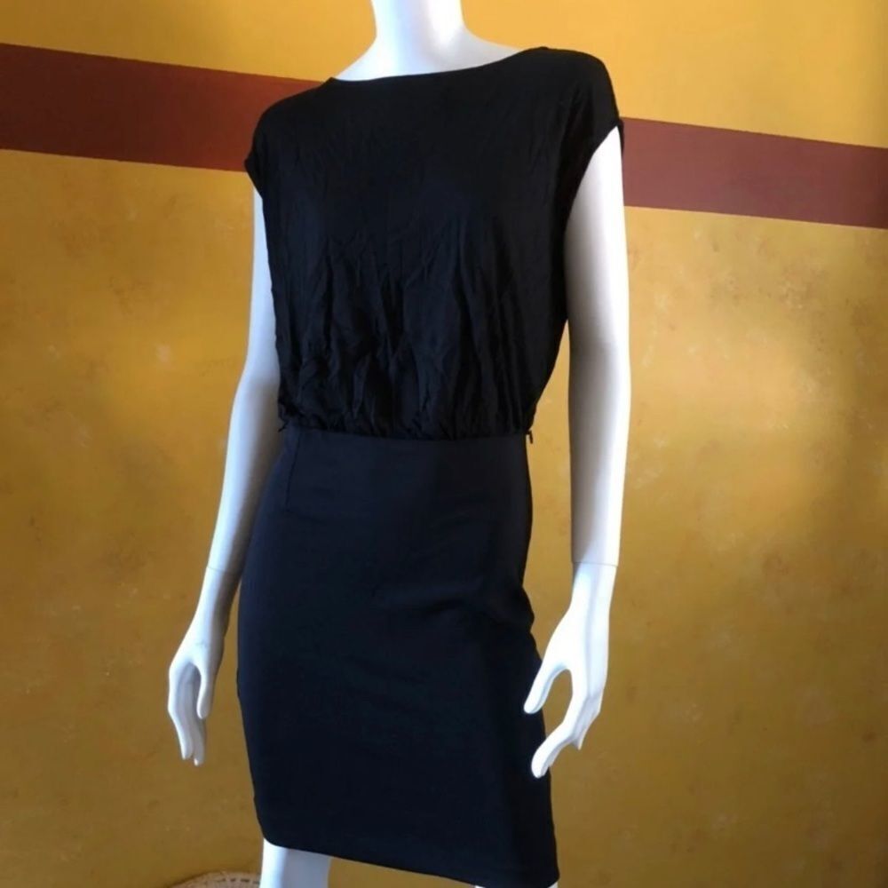 Escada‎ sport super cute dress